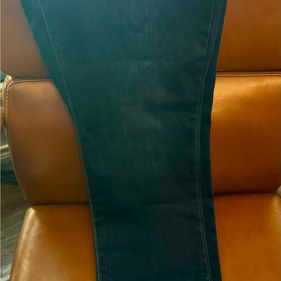 NWT Old Navy Women’s Jeans Mid-Rise Power Slim Straight Dark Fade Size 14 - Picture 2 of 5